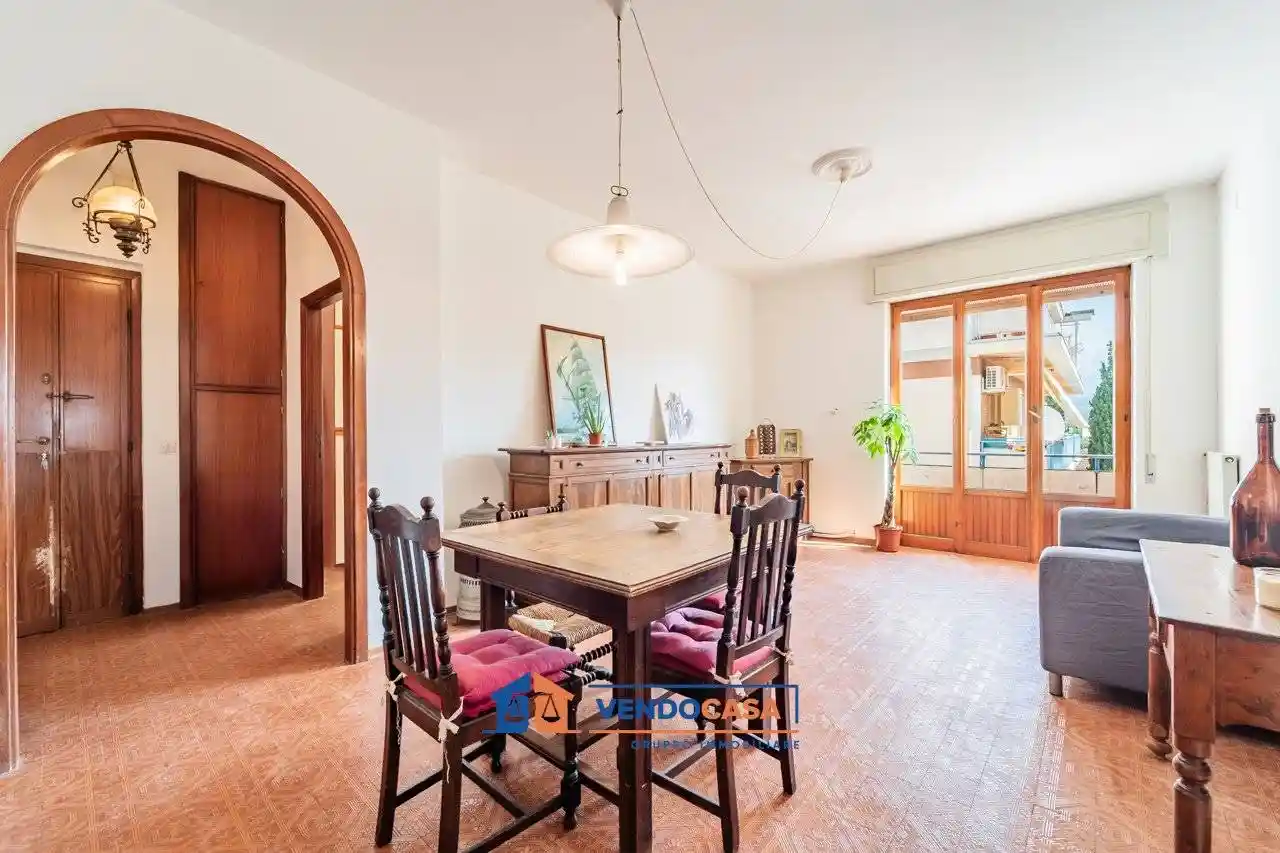 Appartamento in vendita a Massa