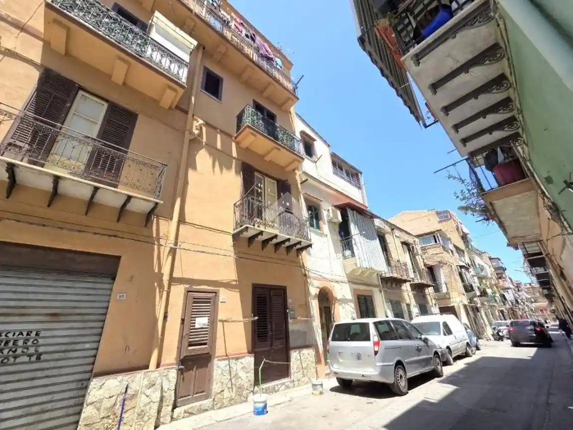 Appartamento in vendita a Palermo