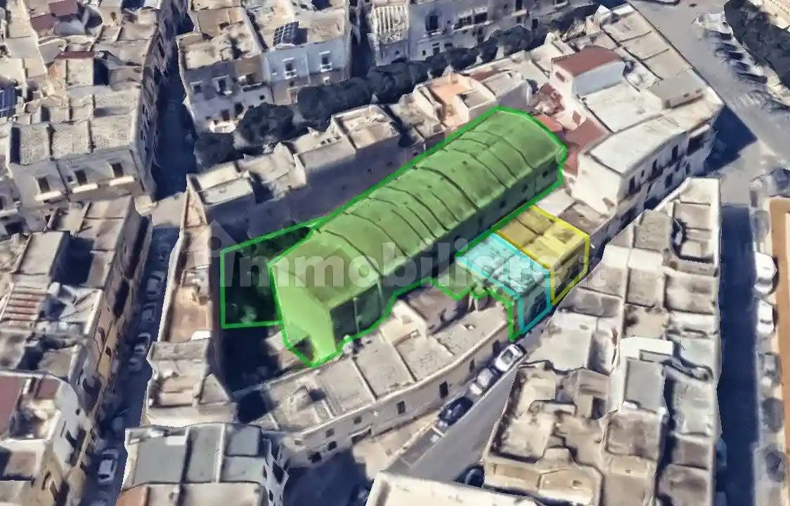 Palazzo - Edificio in vendita a Oria