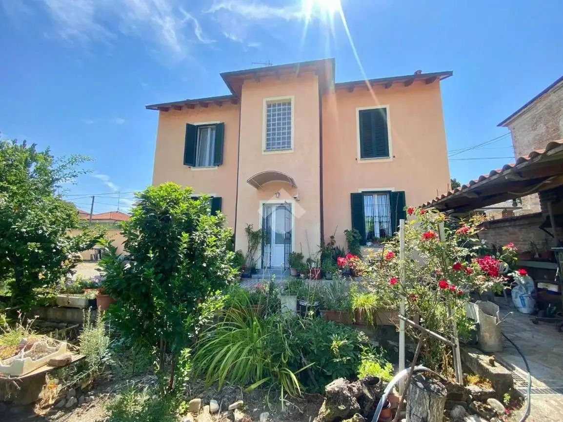 Casa indipendente in vendita a Pontecurone