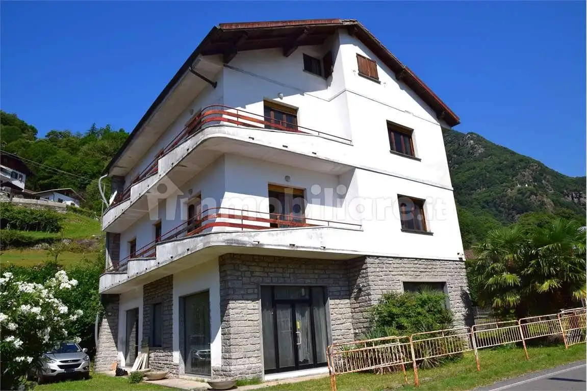 Casa indipendente in vendita a Pieve Vergonte
