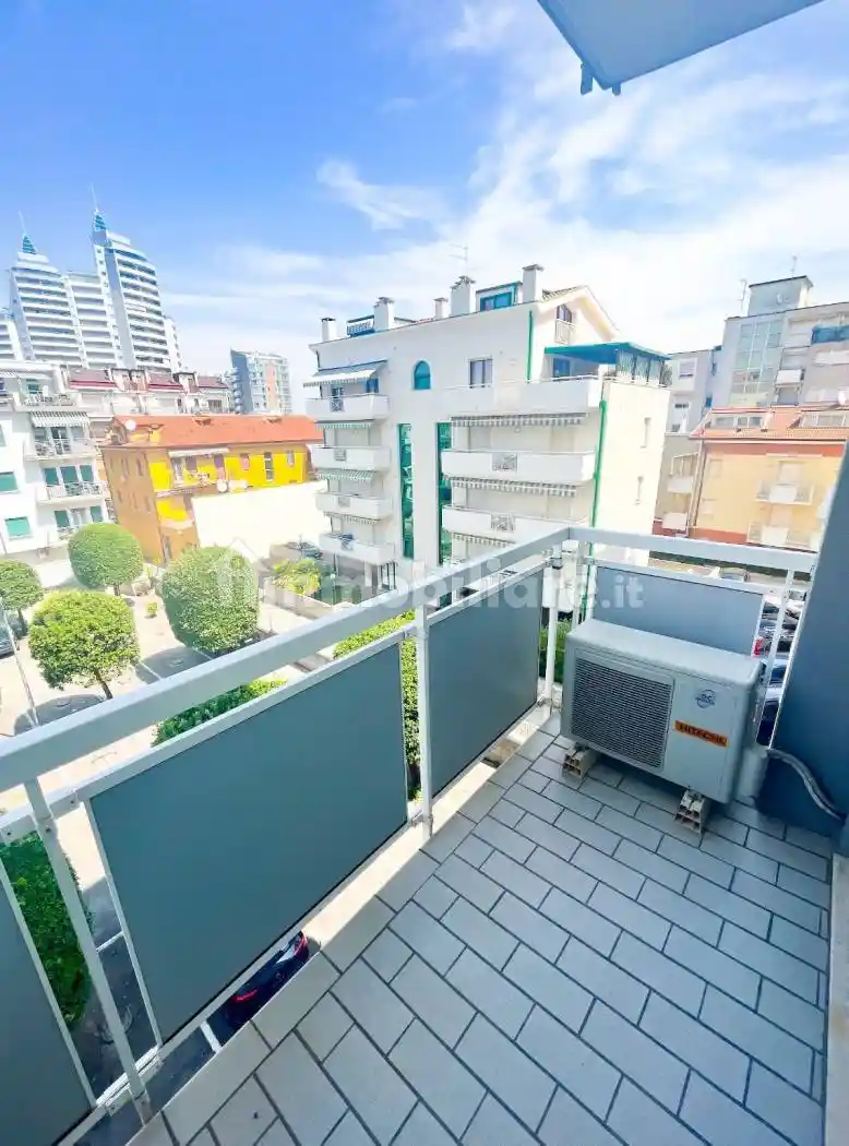 Trilocale via Andrea Bafile Accesso al Mare 2, Lido Centro Ovest, Jesolo - foto 3