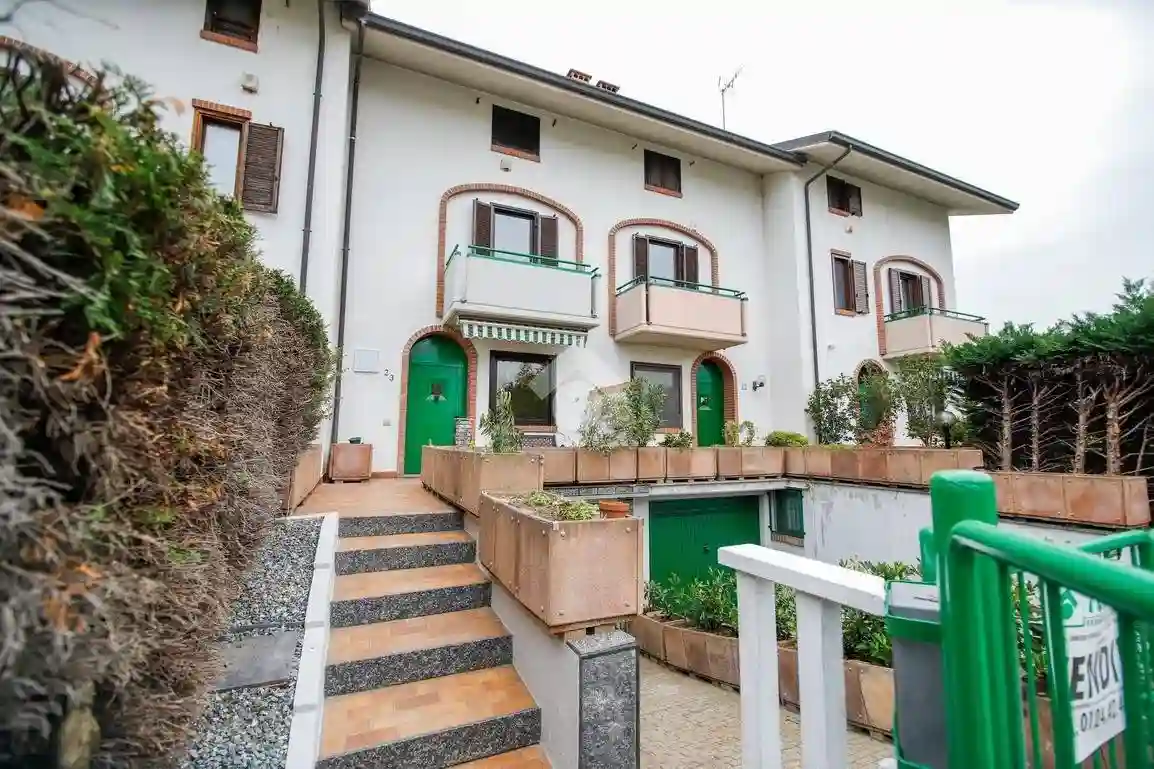 Villetta a schiera - foto 2