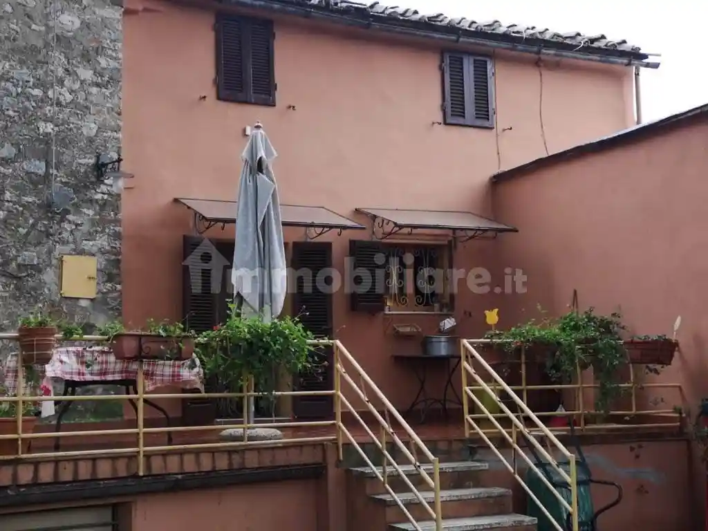 Appartamento in vendita a Castelnuovo Berardenga