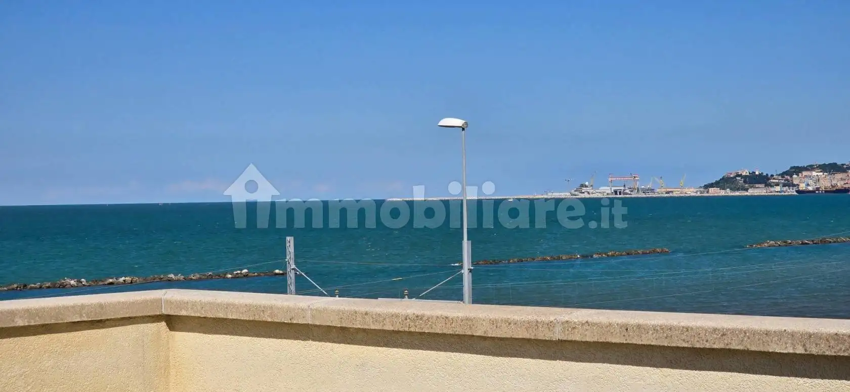 Appartamento in vendita a Ancona