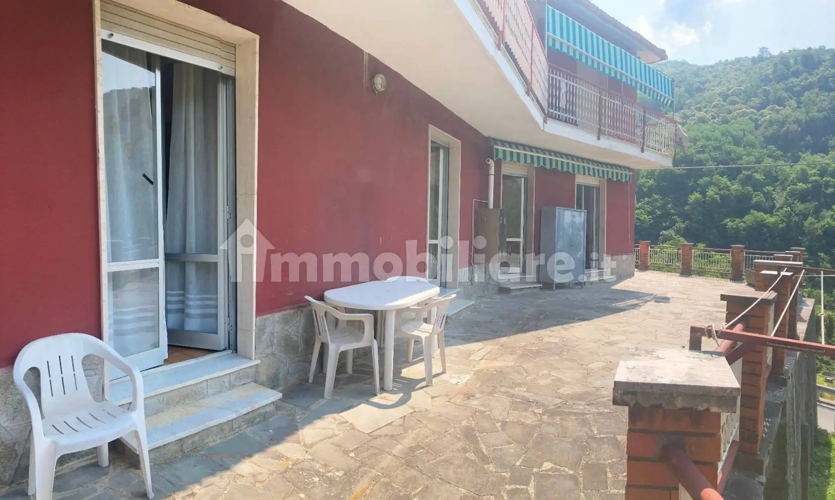 Palazzo - Edificio in vendita a Mezzanego