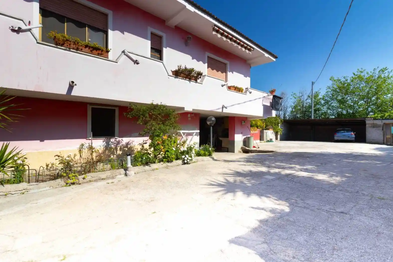 Villa in vendita a Latina