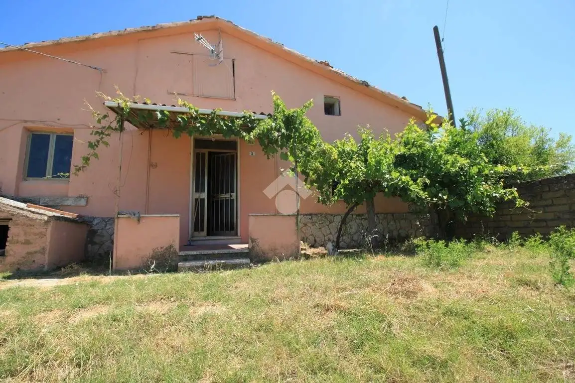 Casa indipendente in vendita a Canino