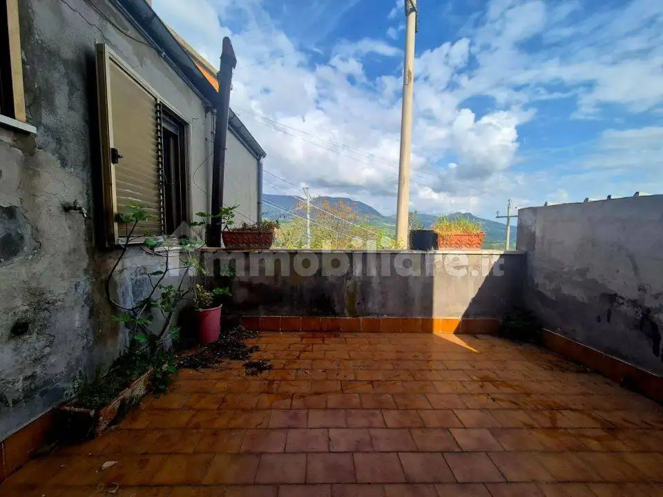 Appartamento piazza Umberto I 22, Centro, Civitaquana - foto 5