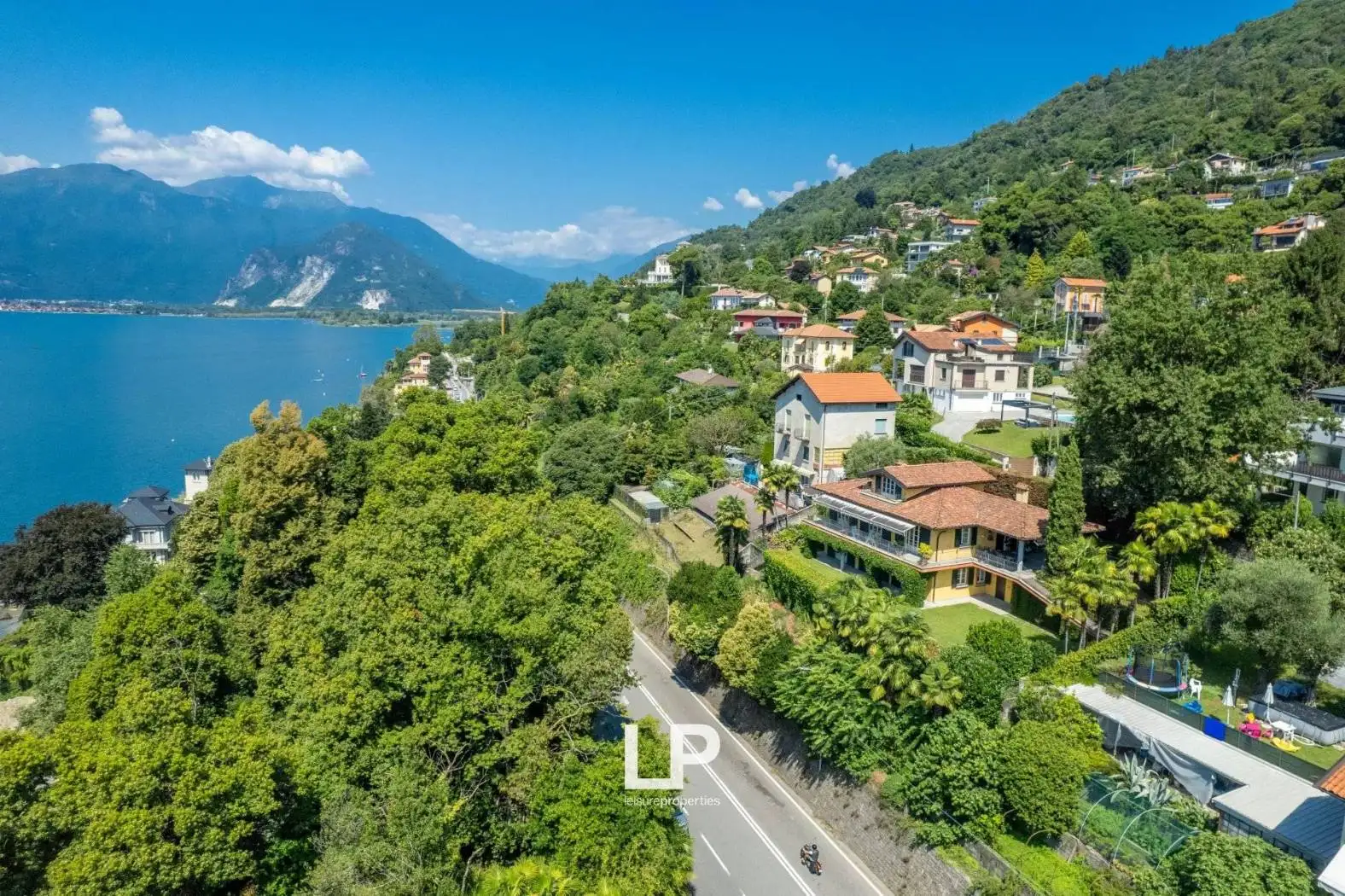 Villa in vendita a Verbania