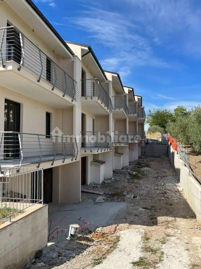 Villa a schiera via Giovanni Paolo I, Centro, San Salvo - foto 3