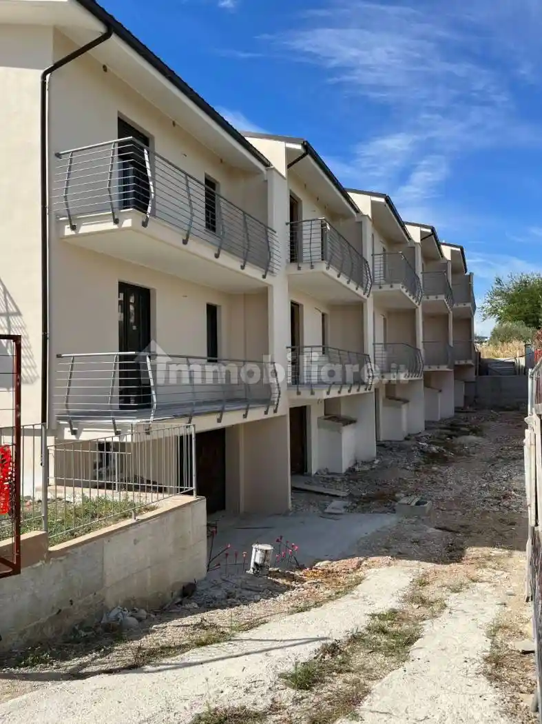 Villa a schiera via Giovanni Paolo I, Centro, San Salvo - foto 4