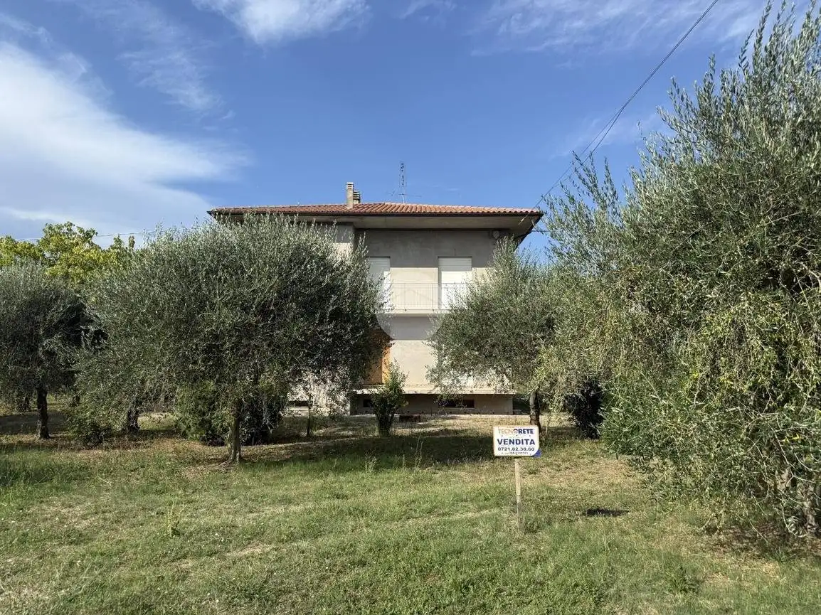 Casa indipendente in vendita a Fano