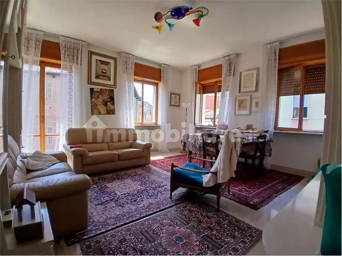 Appartamento in vendita a Piacenza