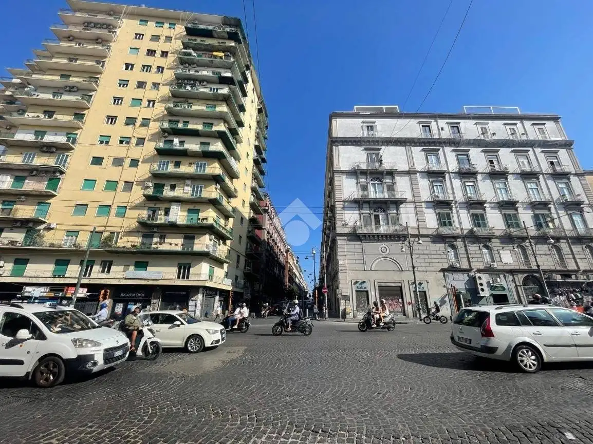 Appartamento in vendita a Napoli
