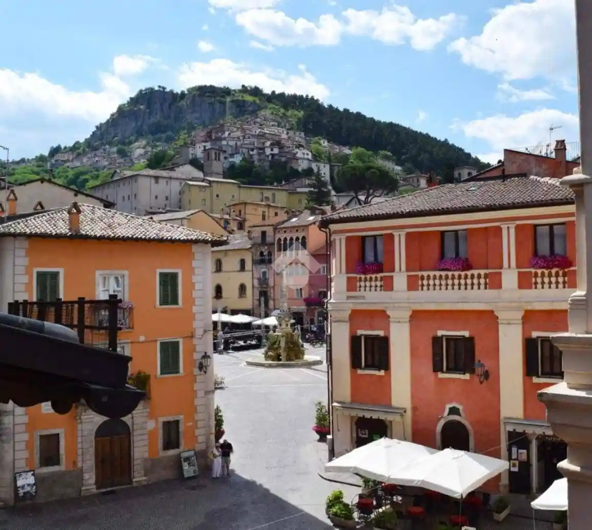 Quadrilocale piazza Argoli 1, Centro, Tagliacozzo - foto 3