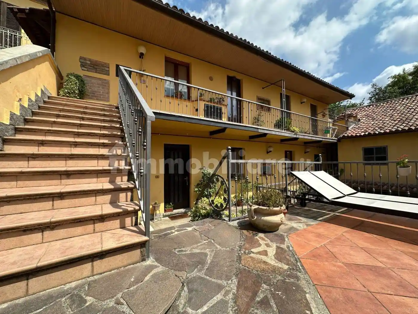 Villa in vendita a Canelli