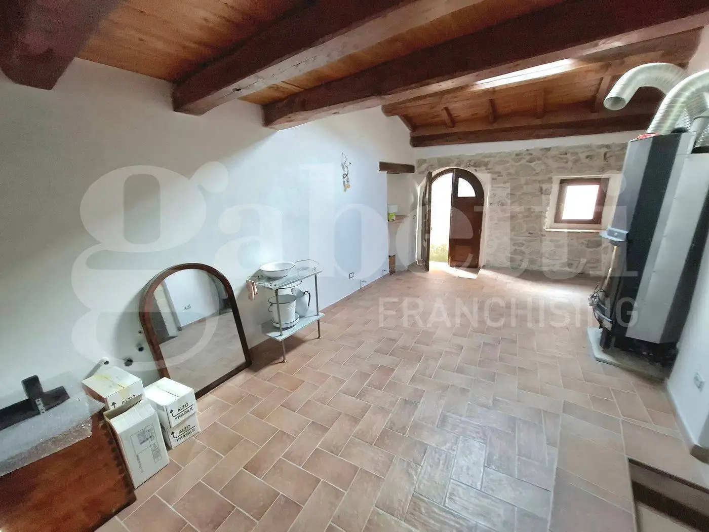 Casa indipendente in vendita a Rocca di Mezzo
