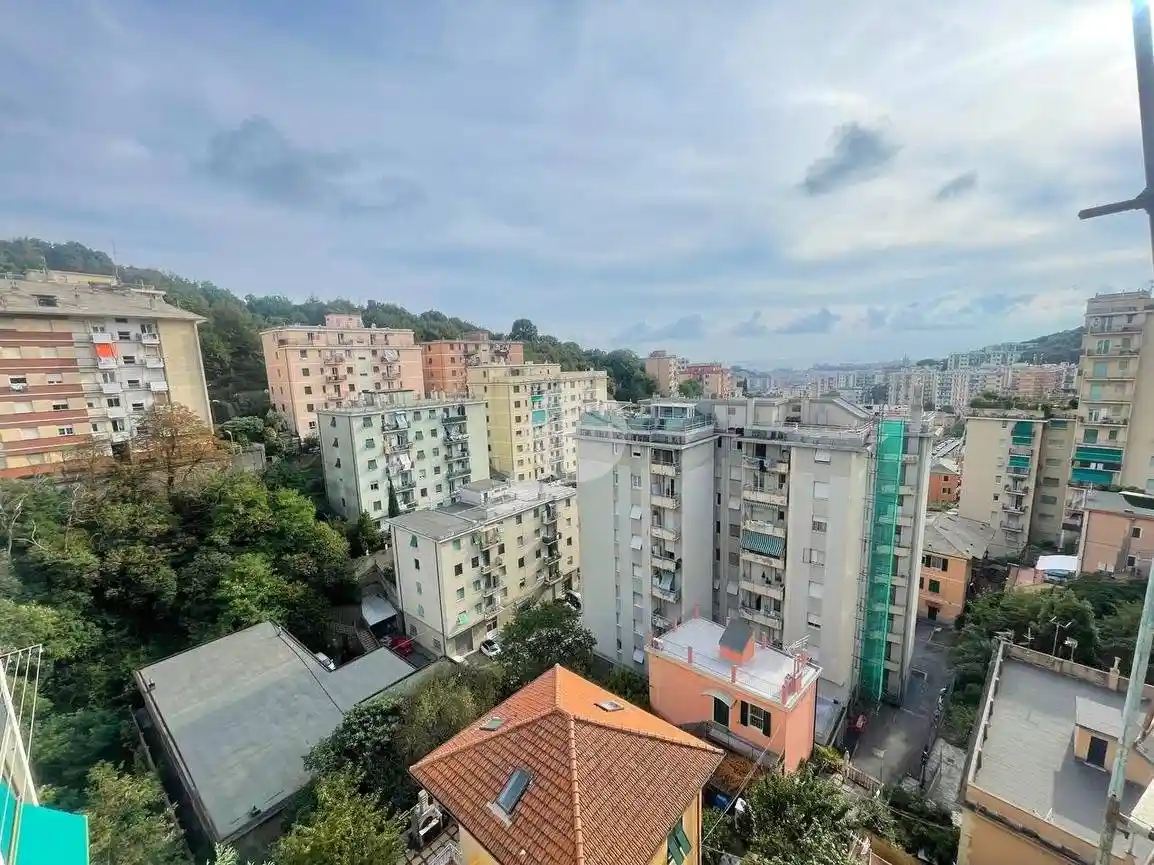 Appartamento in vendita a Genova