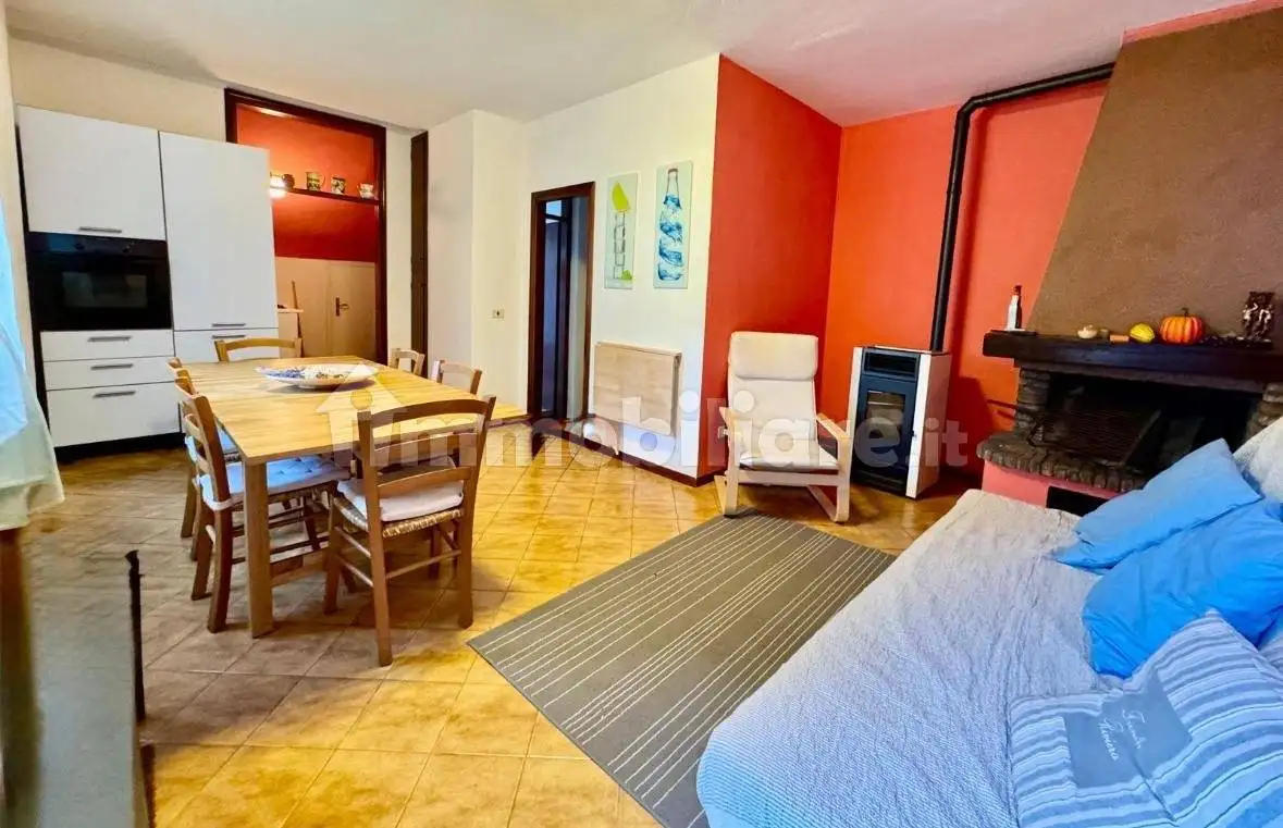 Appartamento in vendita a Premilcuore