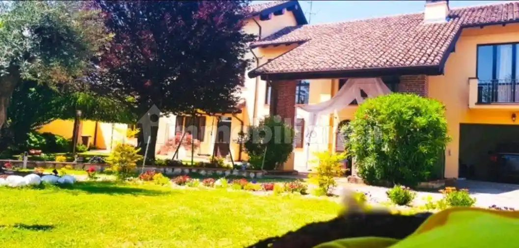 Villa in vendita a Gambolò