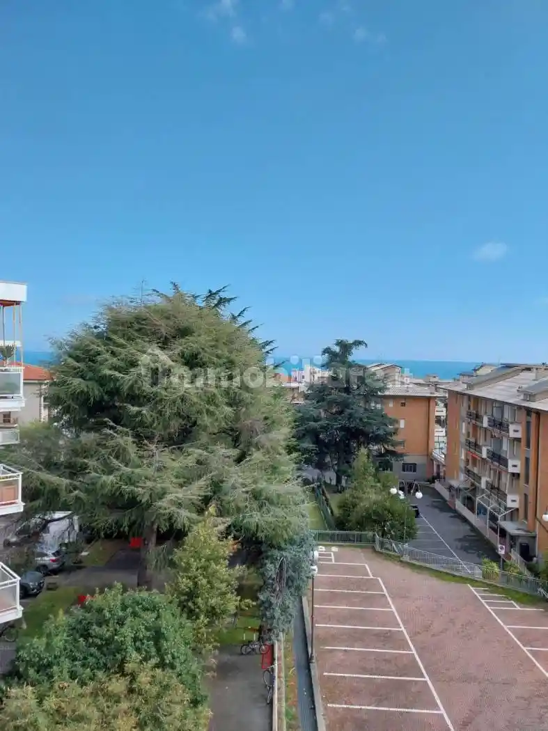 Appartamento in vendita a Ceriale