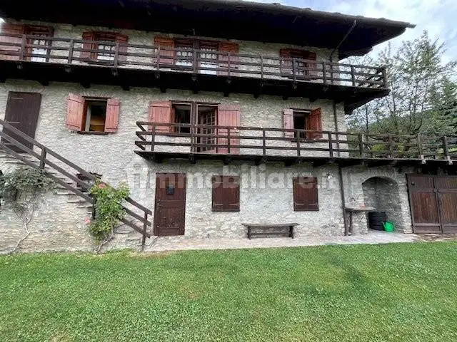 Rustico - Casale in vendita a Saint-Pierre