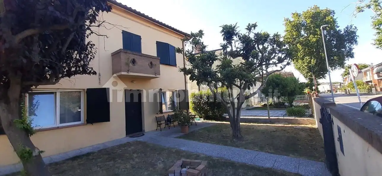 Casa indipendente in vendita a Ferrara