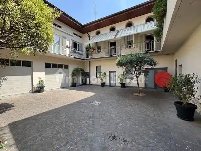Casa indipendente in vendita a Palazzolo sull'Oglio