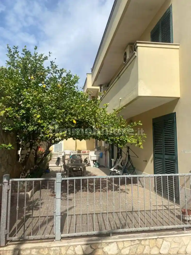 Villa in vendita a Lizzano