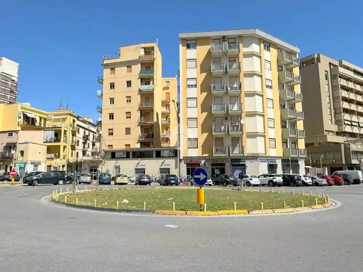 Appartamento in vendita a Palermo