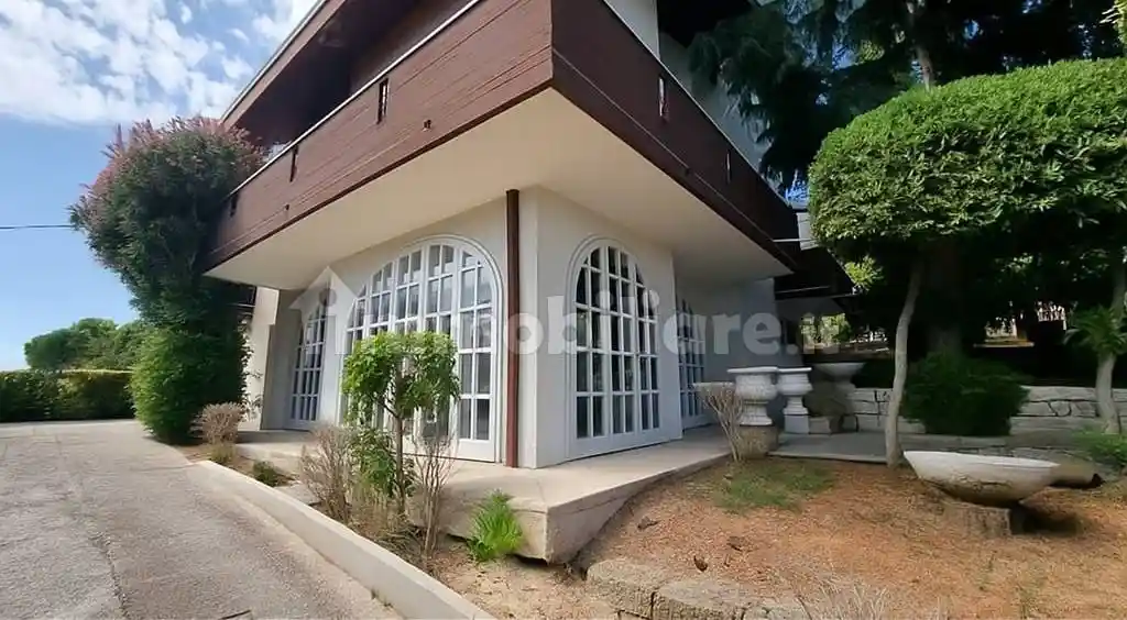 Villa in vendita a Pesaro