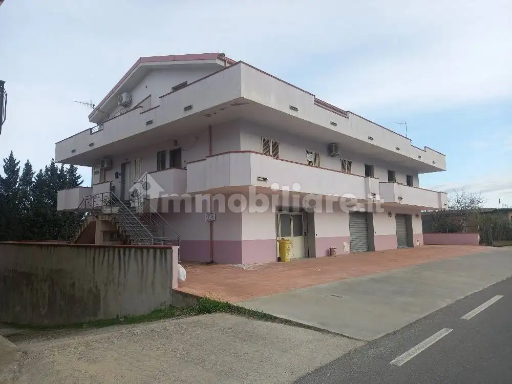 Trilocale viale Anna Leuzzi 31, Badolato Marina, Badolato - foto 2