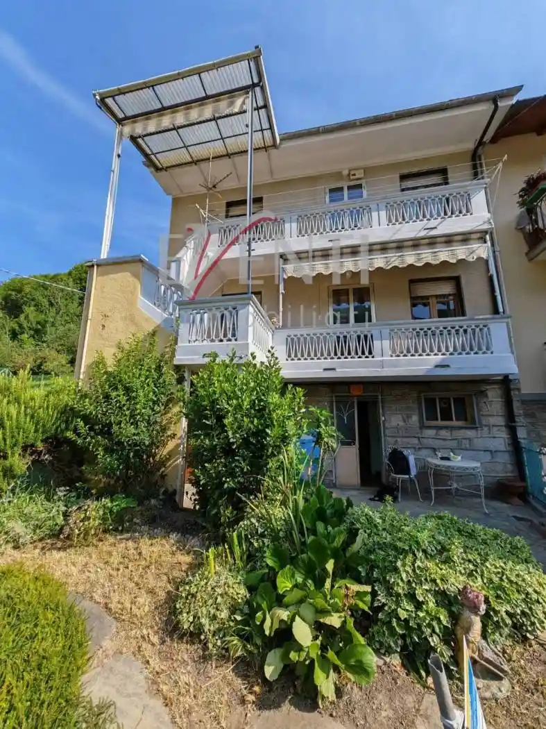 Villa in vendita a Perosa Argentina