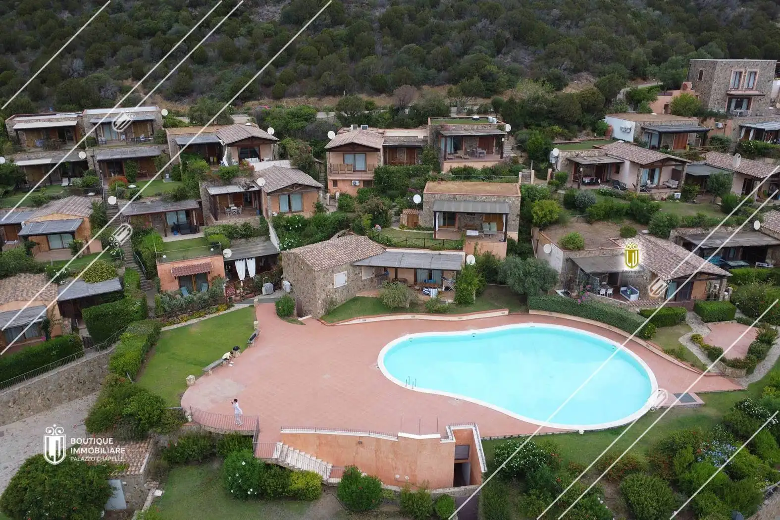 Villa plurifamiliare viale Erica 34, Domus De Maria - foto 2