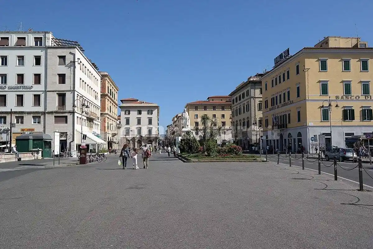 Appartamento in vendita a Livorno