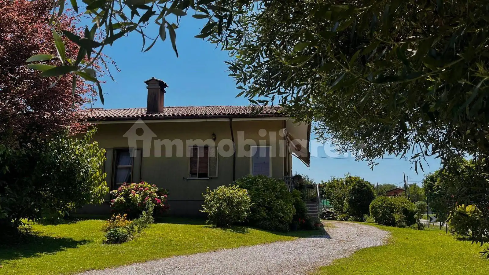 Villa in vendita a Gemona del Friuli