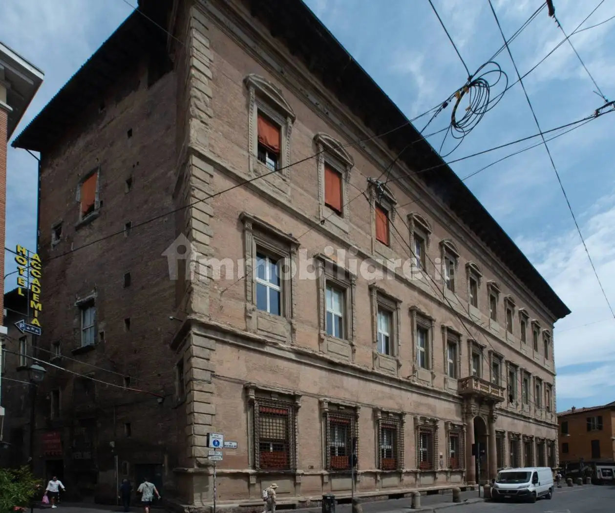 Appartamento in vendita a Bologna