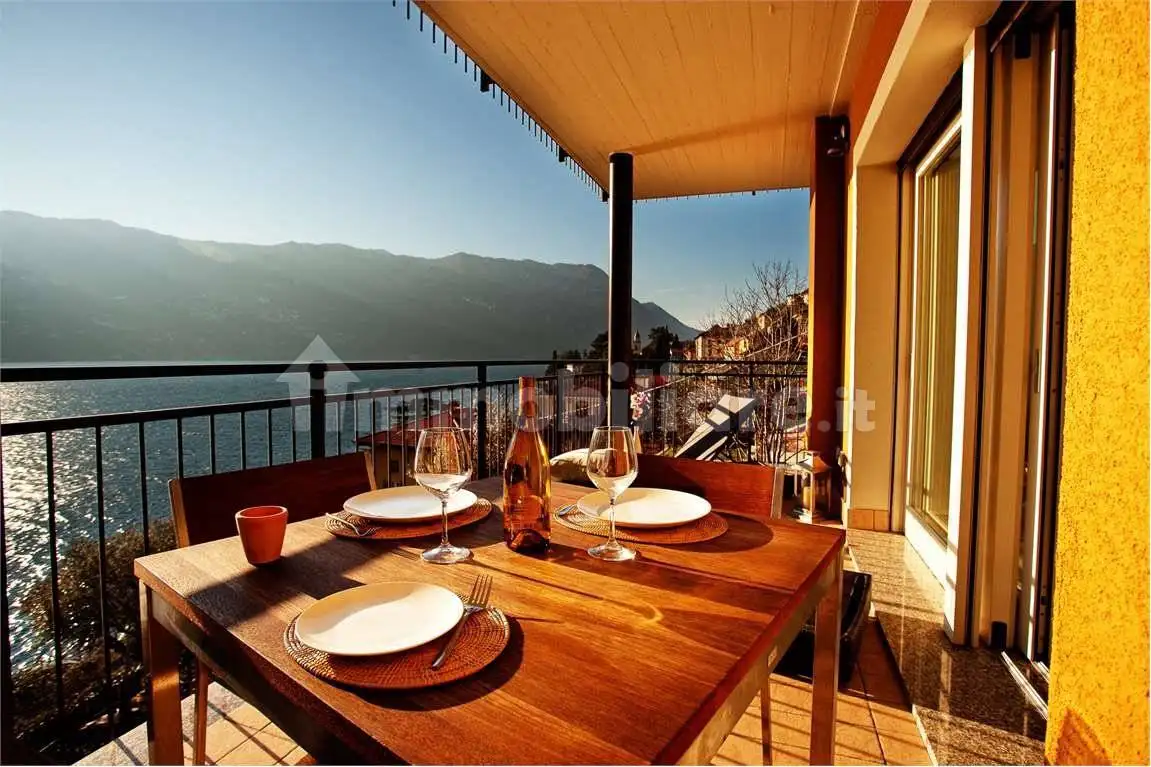 Appartamento in vendita a Laglio