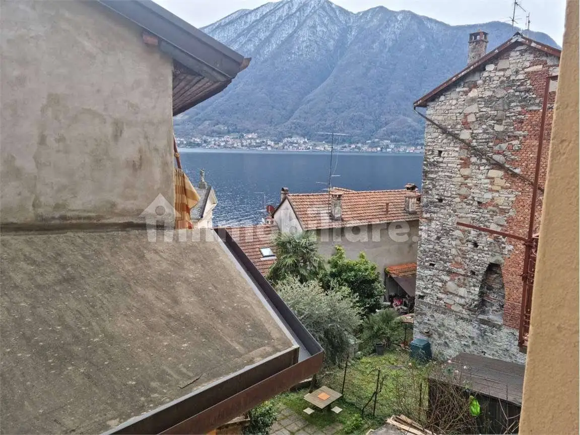 Appartamento in vendita a Colonno