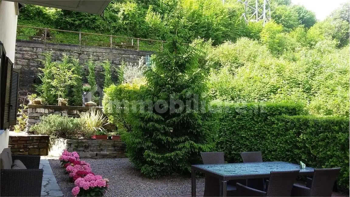 Trilocale via Schignano, 58, Centro, Argegno - foto 3