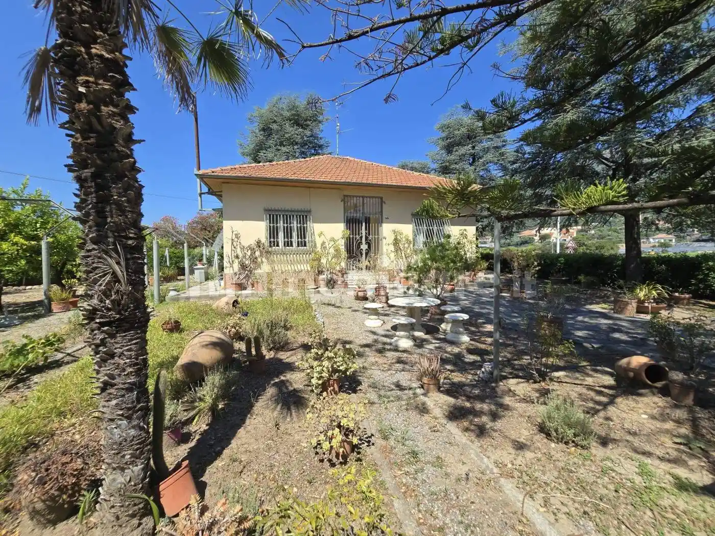 Villa in vendita a Albenga