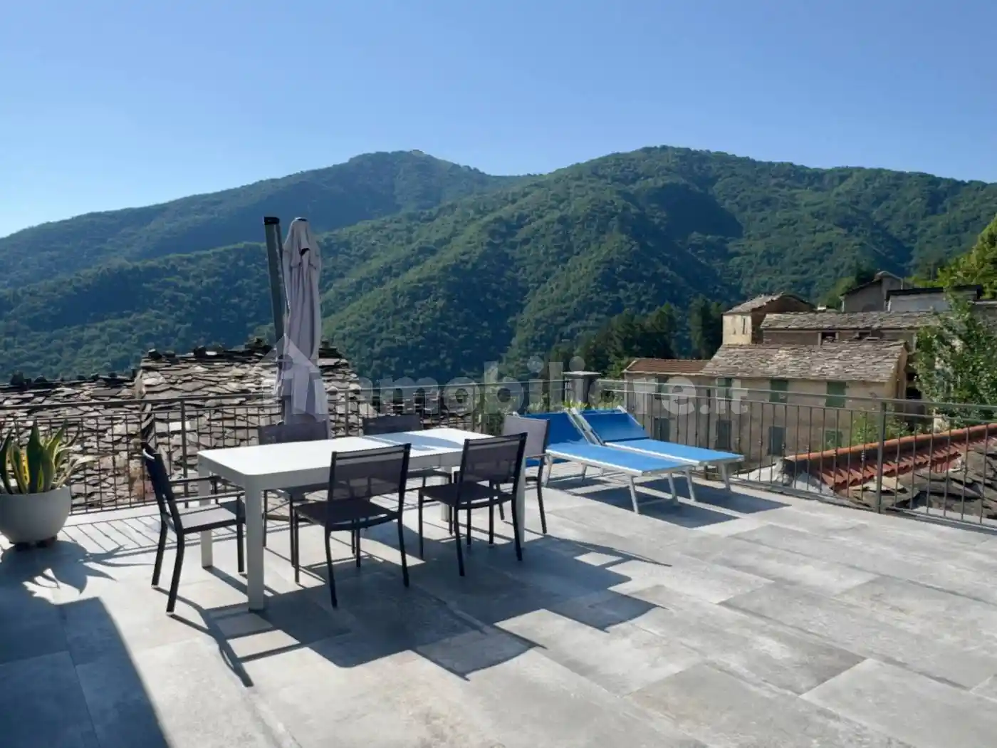 Appartamento in vendita a Rezzo