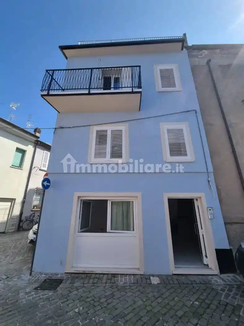 Casa indipendente in vendita a Rimini