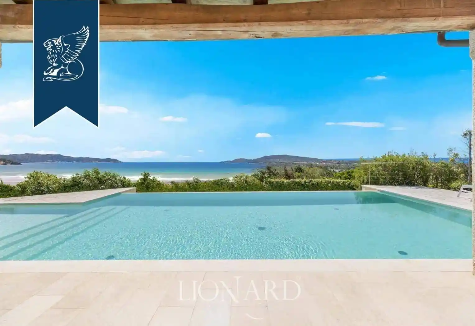 Villa in vendita a San Teodoro