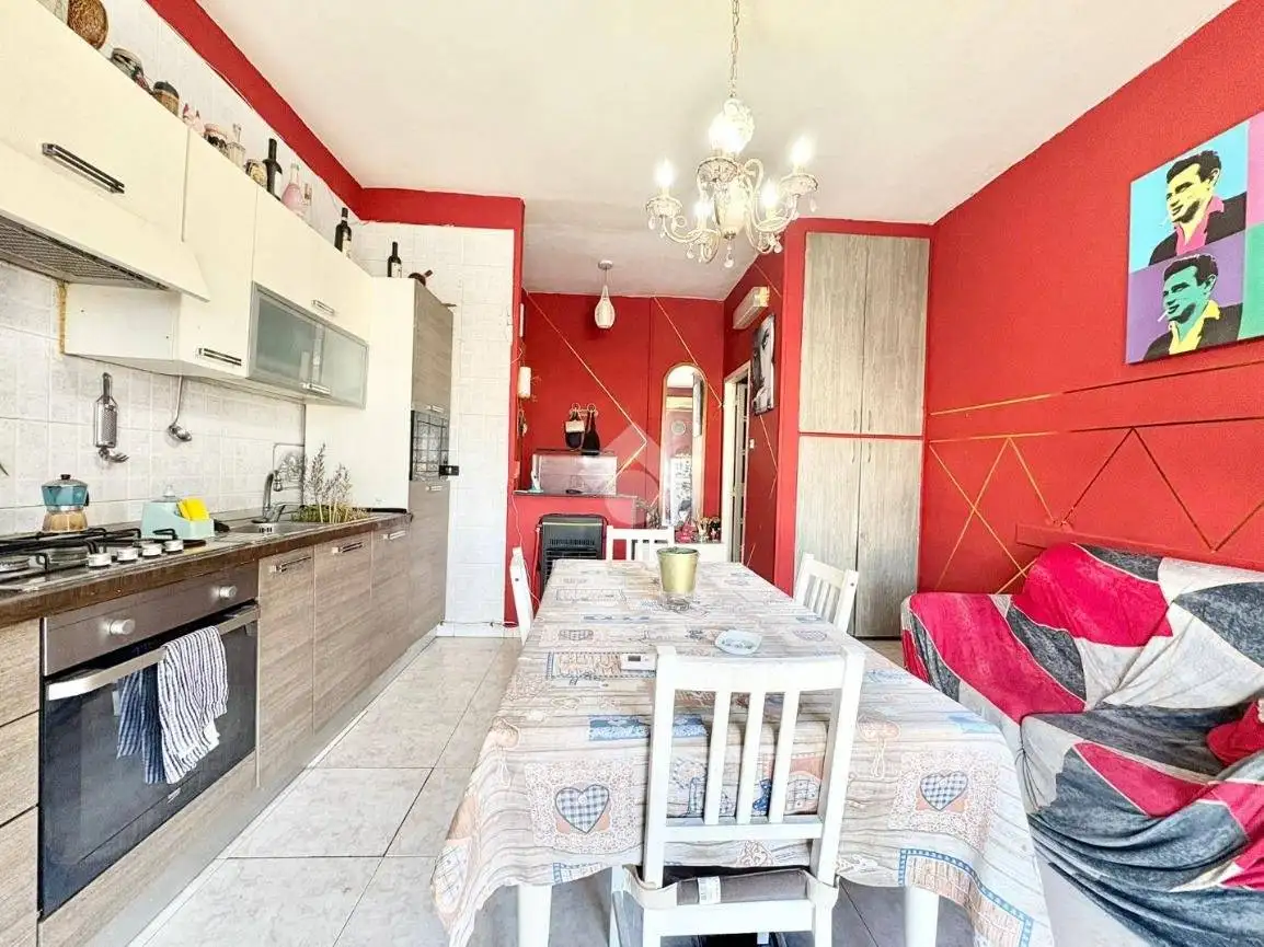 Appartamento in vendita a Napoli