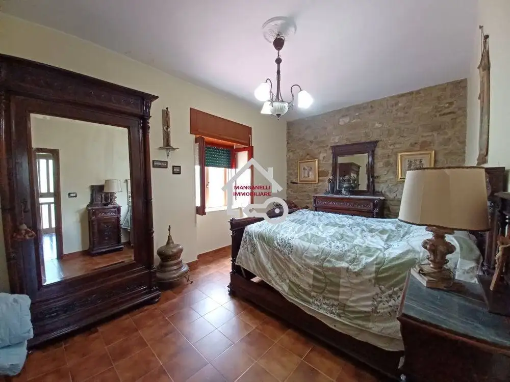 Rustico - Casale in vendita a Rutino