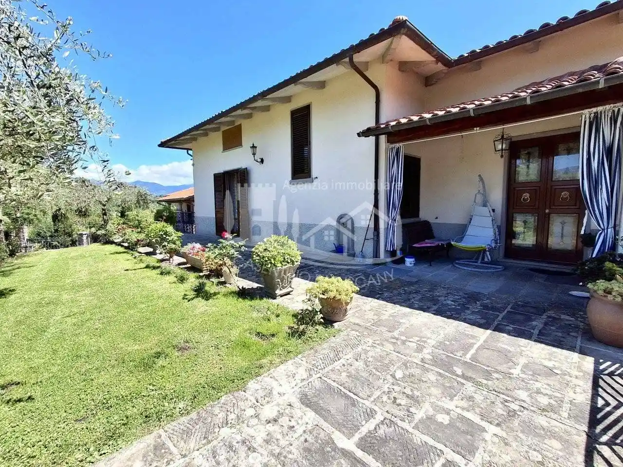 Villa in vendita a Castel San Niccolò