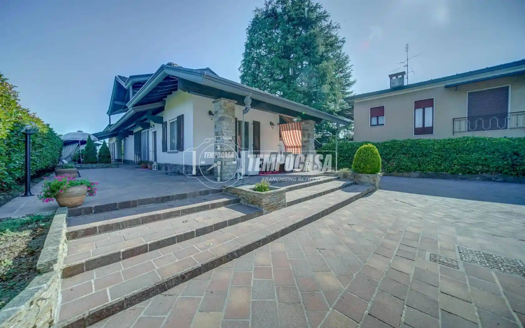 Villa in vendita a Fagnano Olona