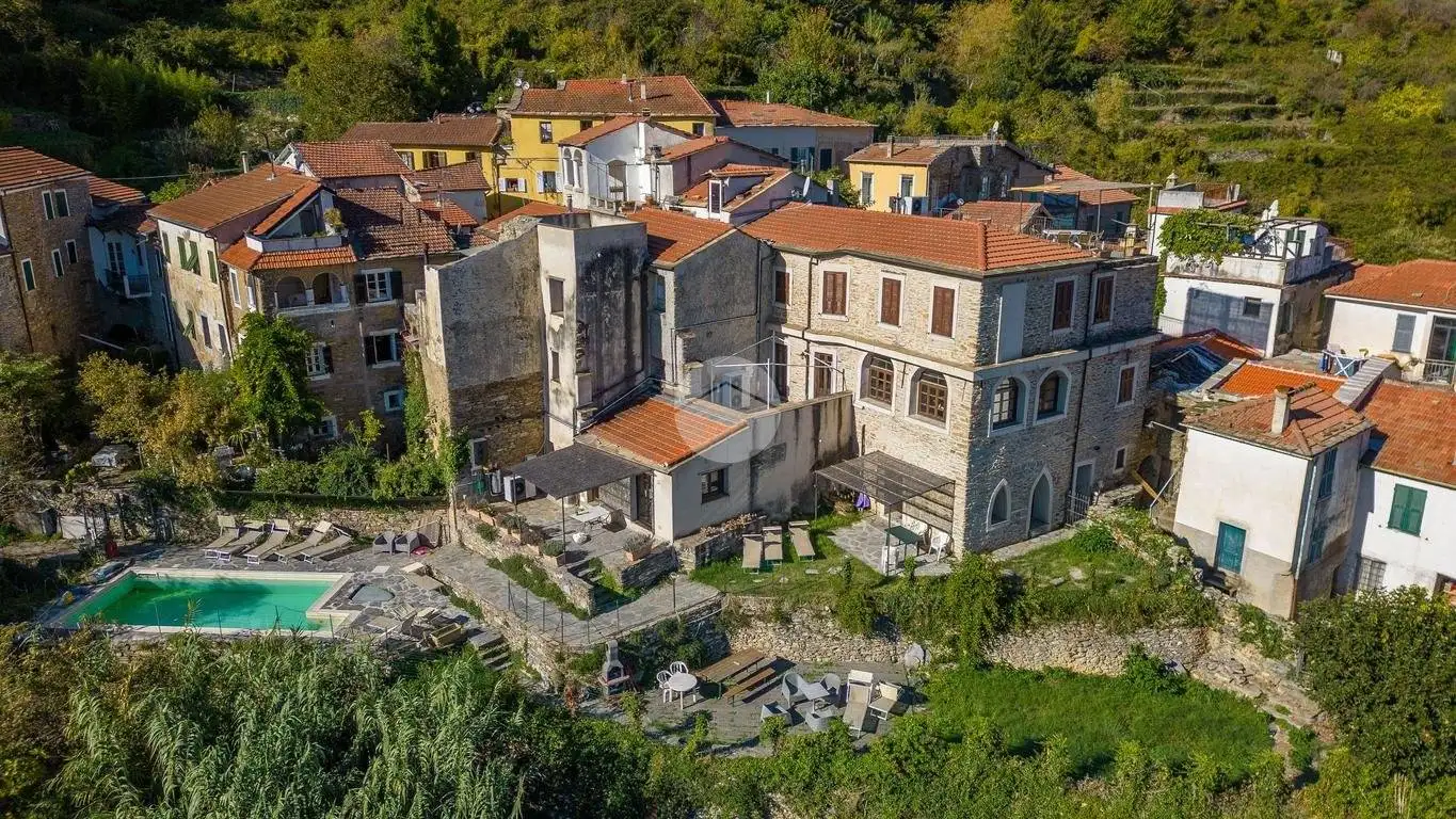 Appartamento in vendita a Prelà